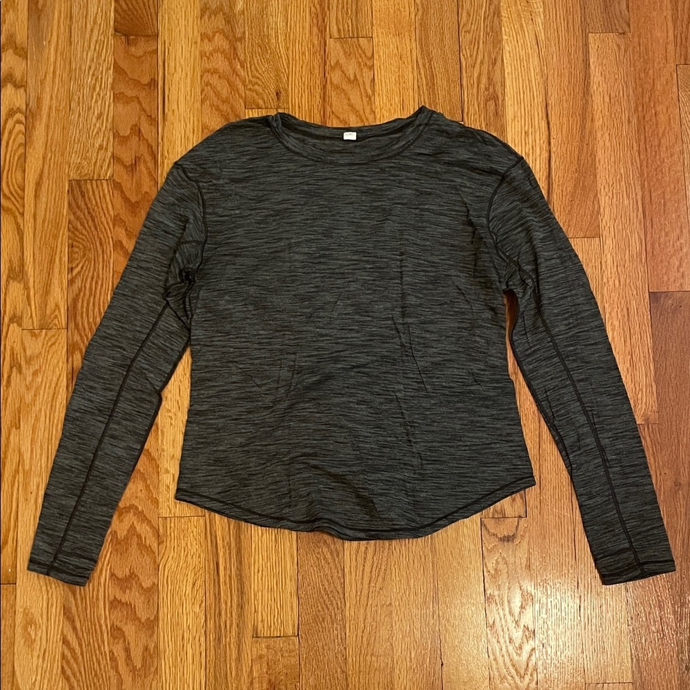 Lululemon Women's Long Sleeve Top